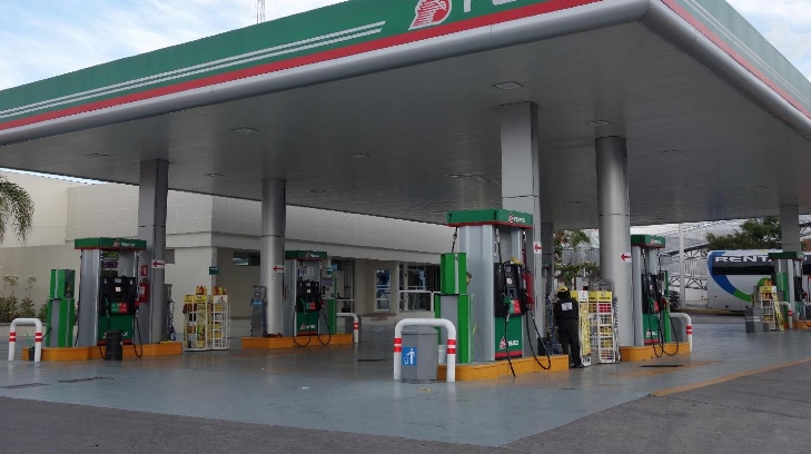gasolinera2501207ej19