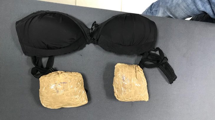 sosten con dos kilos de droga