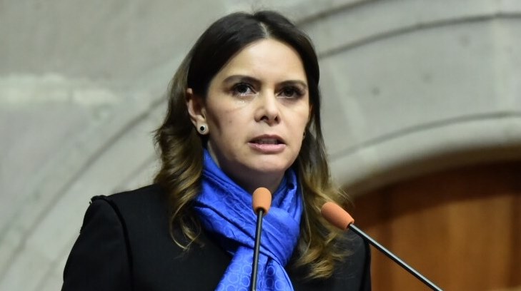 Laura Barrera pri