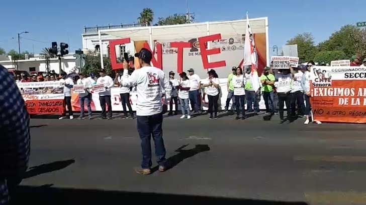 cnte desfile conmemorativo