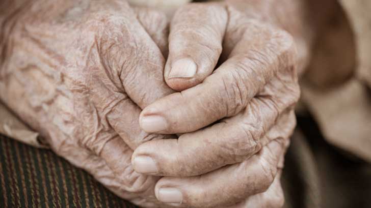 desatiende gobierno ancianos