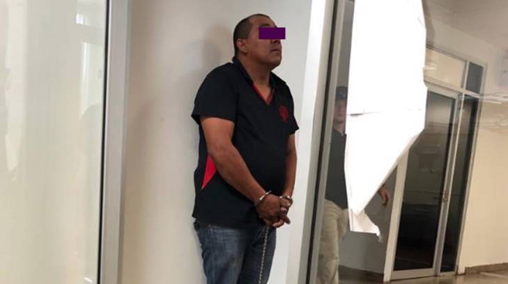 detenido doscon mancha tres