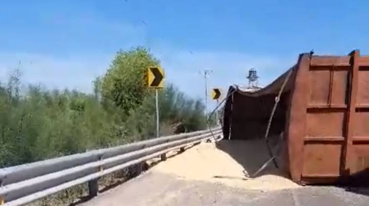 vuelca trailer dos