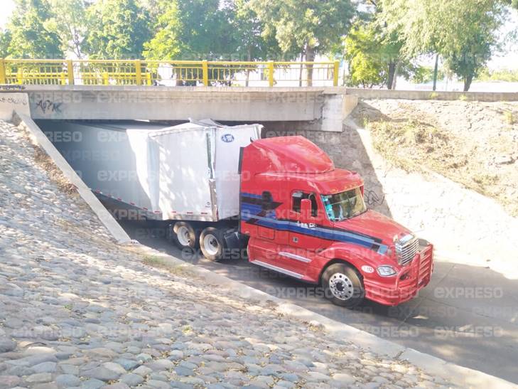 TRAILERDOS