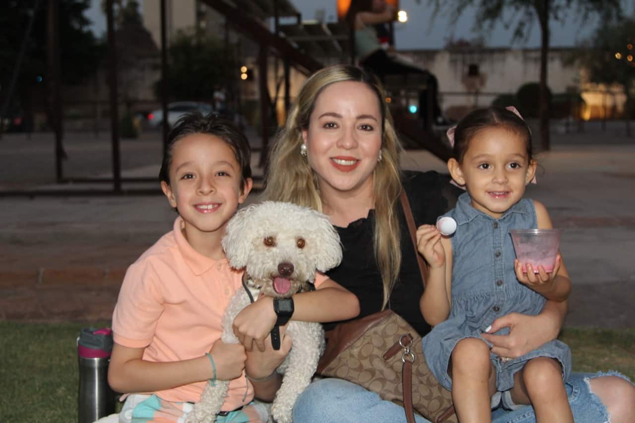 Conviven con sus perritos