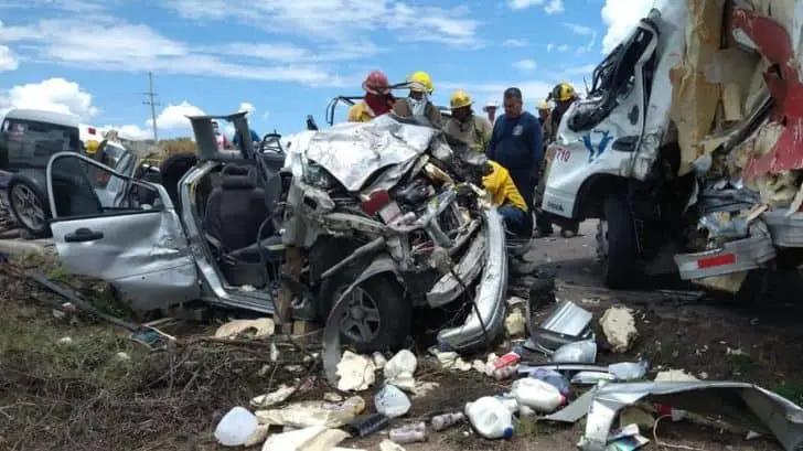 Violento choque en carretera de Nogales deja saldo trágico