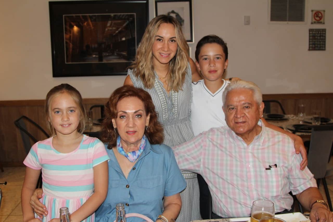 Entre buenos amigos y comida