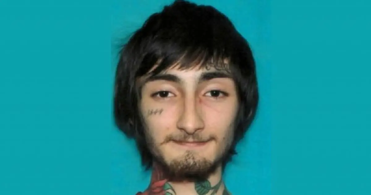 El autor del tiroteo en Chicago se disfrazó y adquirió sus armas legalmente