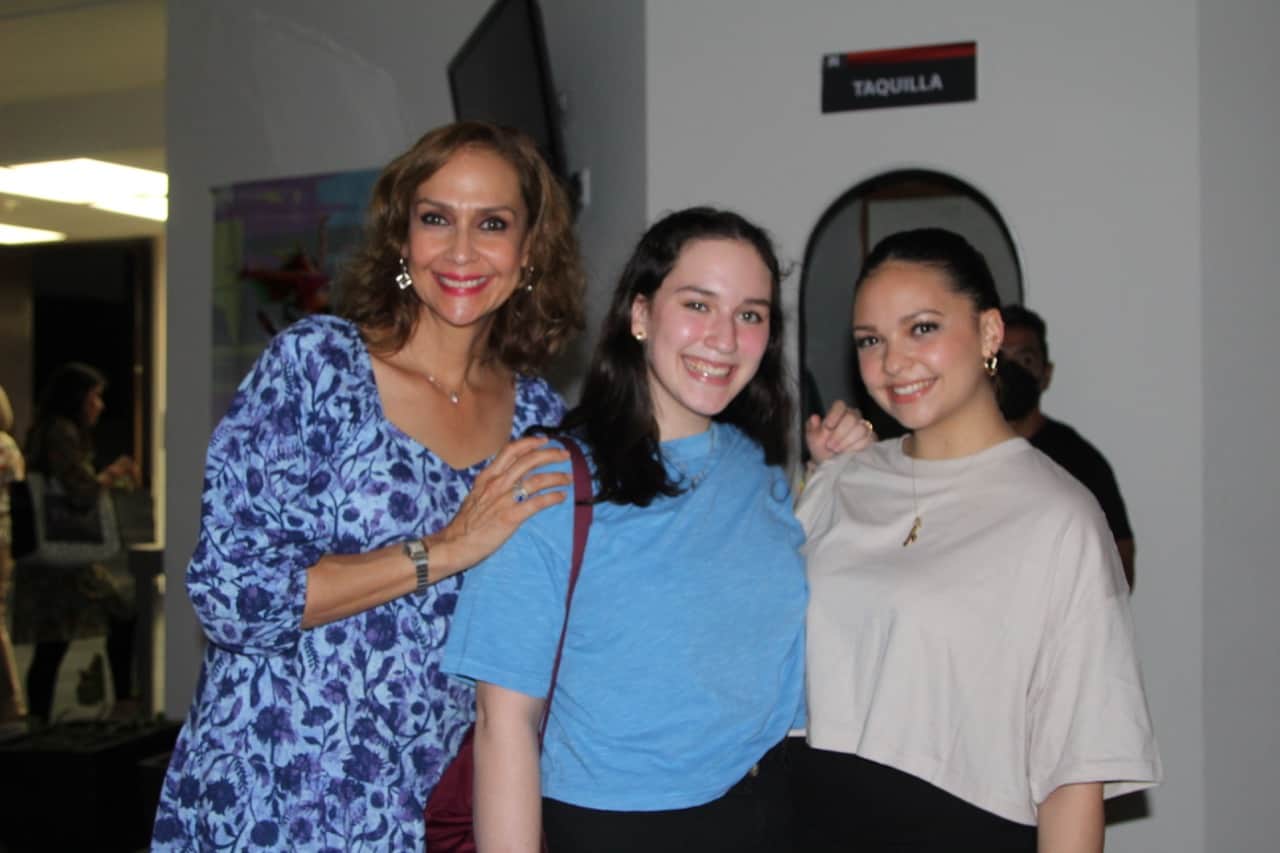 Tiare Escuela de Danza regresa triunfal a los escenarios