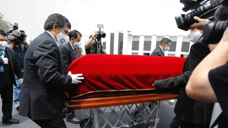 Velan al expresidente Luis Echeverría