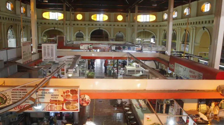 Baños no son el problema en el Mercado Municipal, señala Ana Dinorah