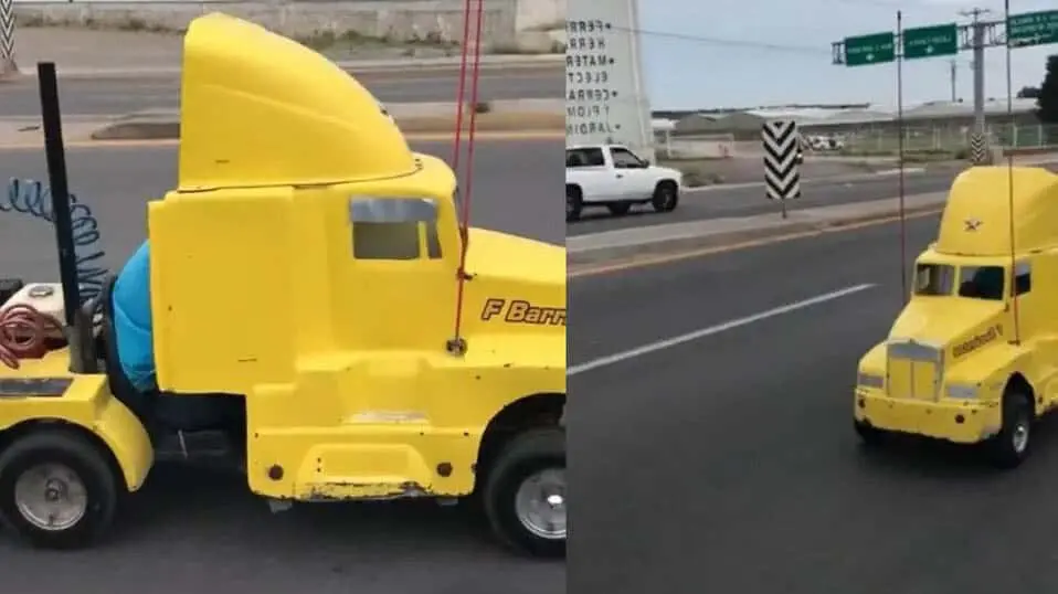 Captan mini-tráiler circulando a altas velocidades en algún punto de México