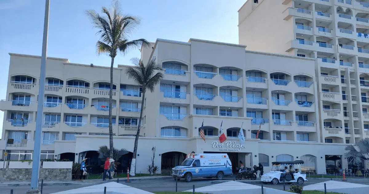 Joven hermosillense intentó lanzarse de un séptimo piso en Mazatlán