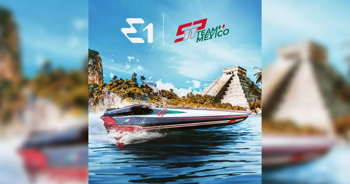 Checo Pérez cambia los autos por los botes en su nuevo deporte