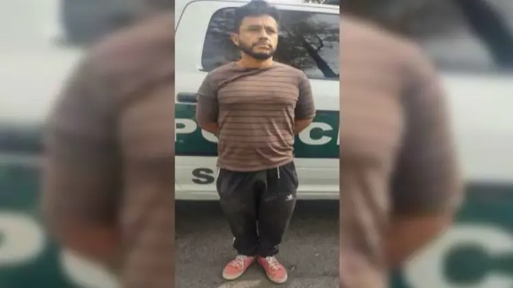 Sujeto mata a sus padres con escopeta; señala abuso sexual contra sus hijos