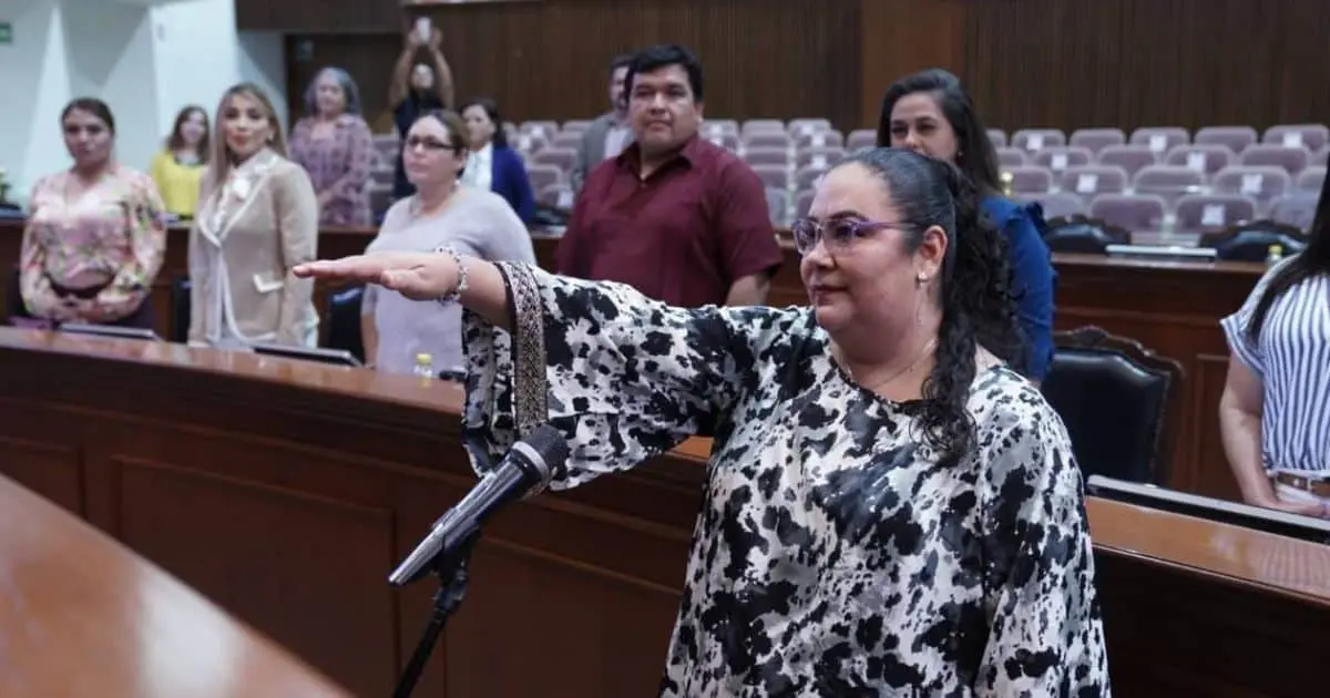 Instituto de protección a periodistas toma protesta en Congreso del Estado