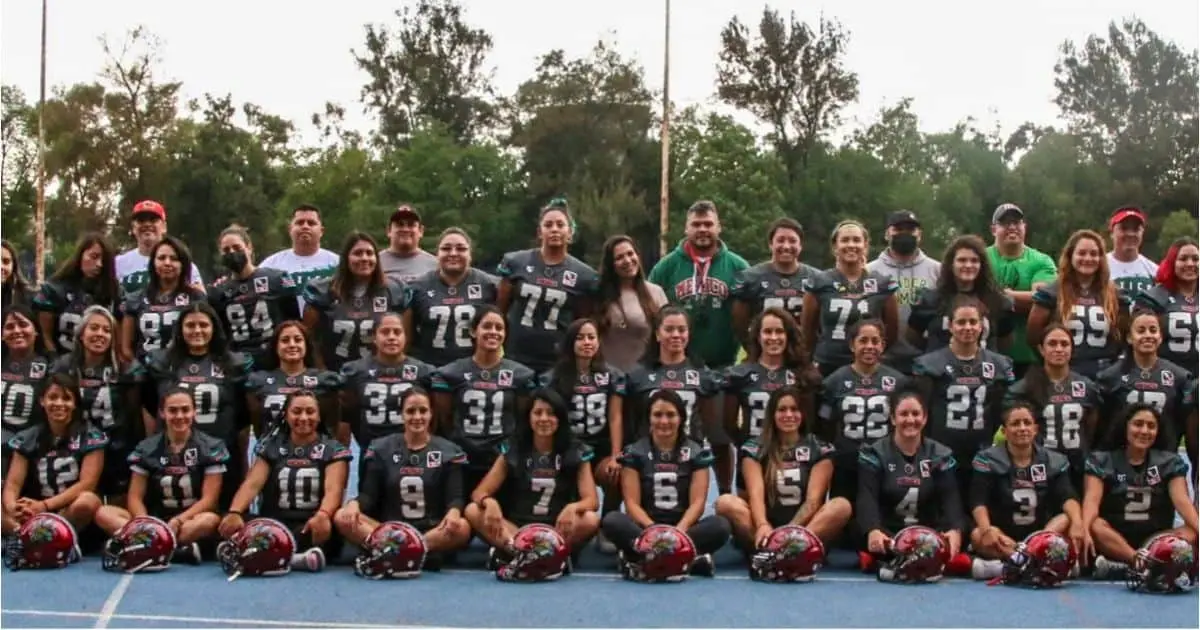 Seleccionadas mexicanas debutan mañana en Mundial y el equipo no ha viajado