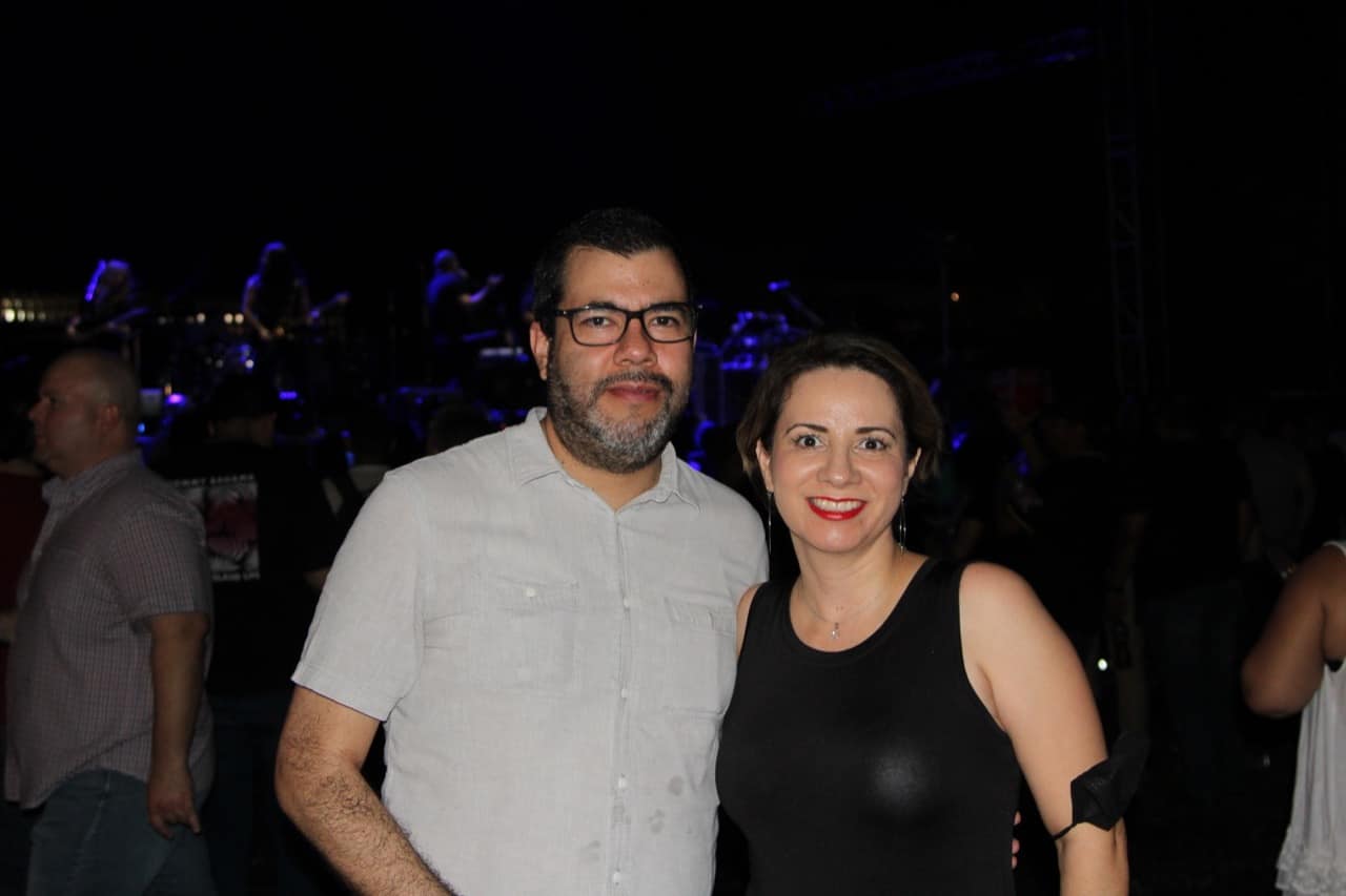 ¡Estallan con Molotov!