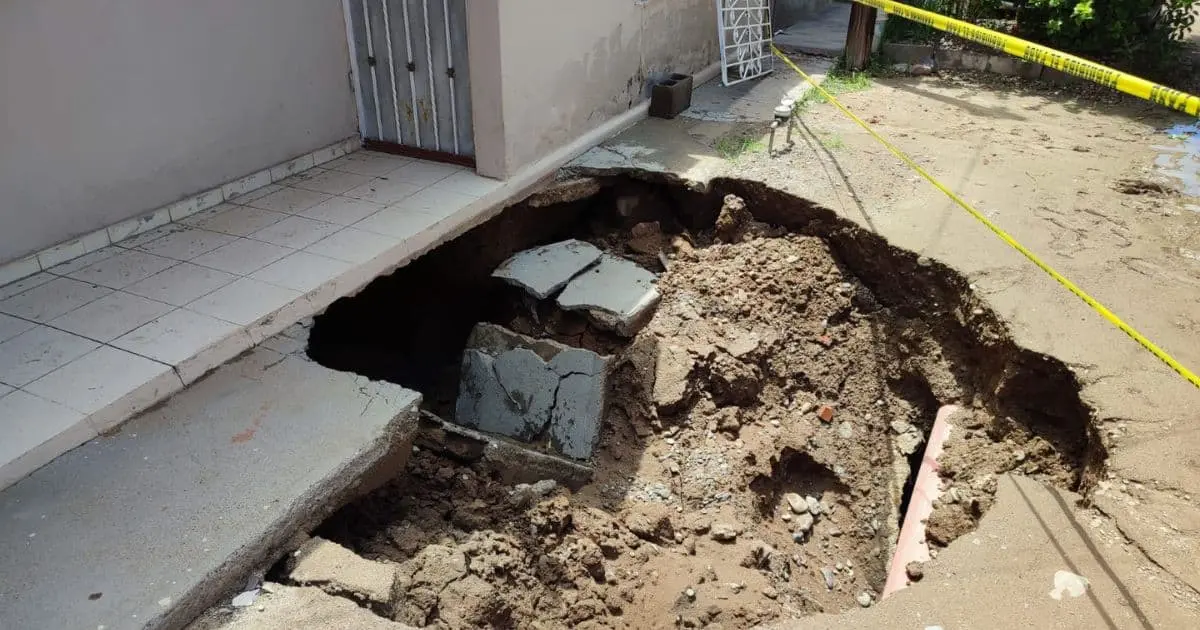 Familia afectada por socavón en Sahuaro Indeco podría recibir nuevo hogar