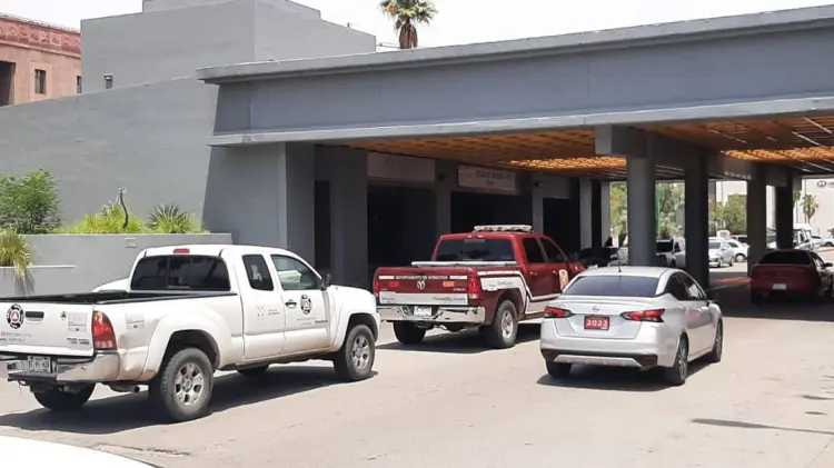 Desalojan Centro de Gobierno por conato de incendio