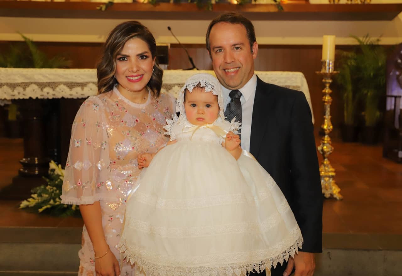 Bello bautizo para Isabella