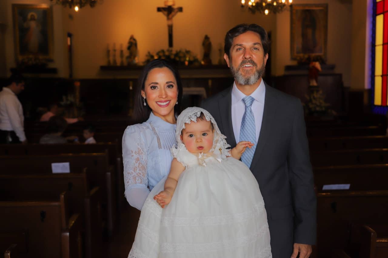 Bello bautizo para Isabella