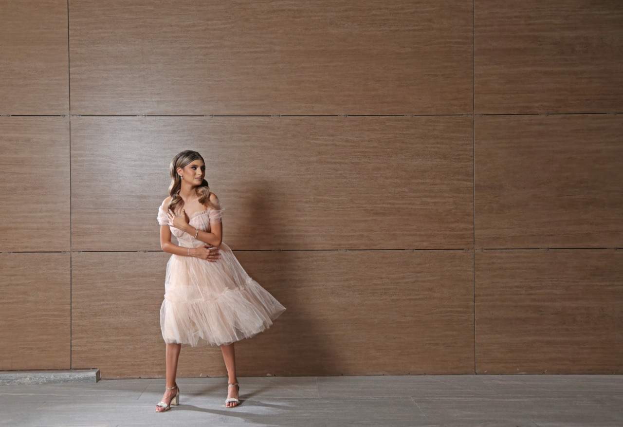 Bello photo shoot para Eva Jasmine