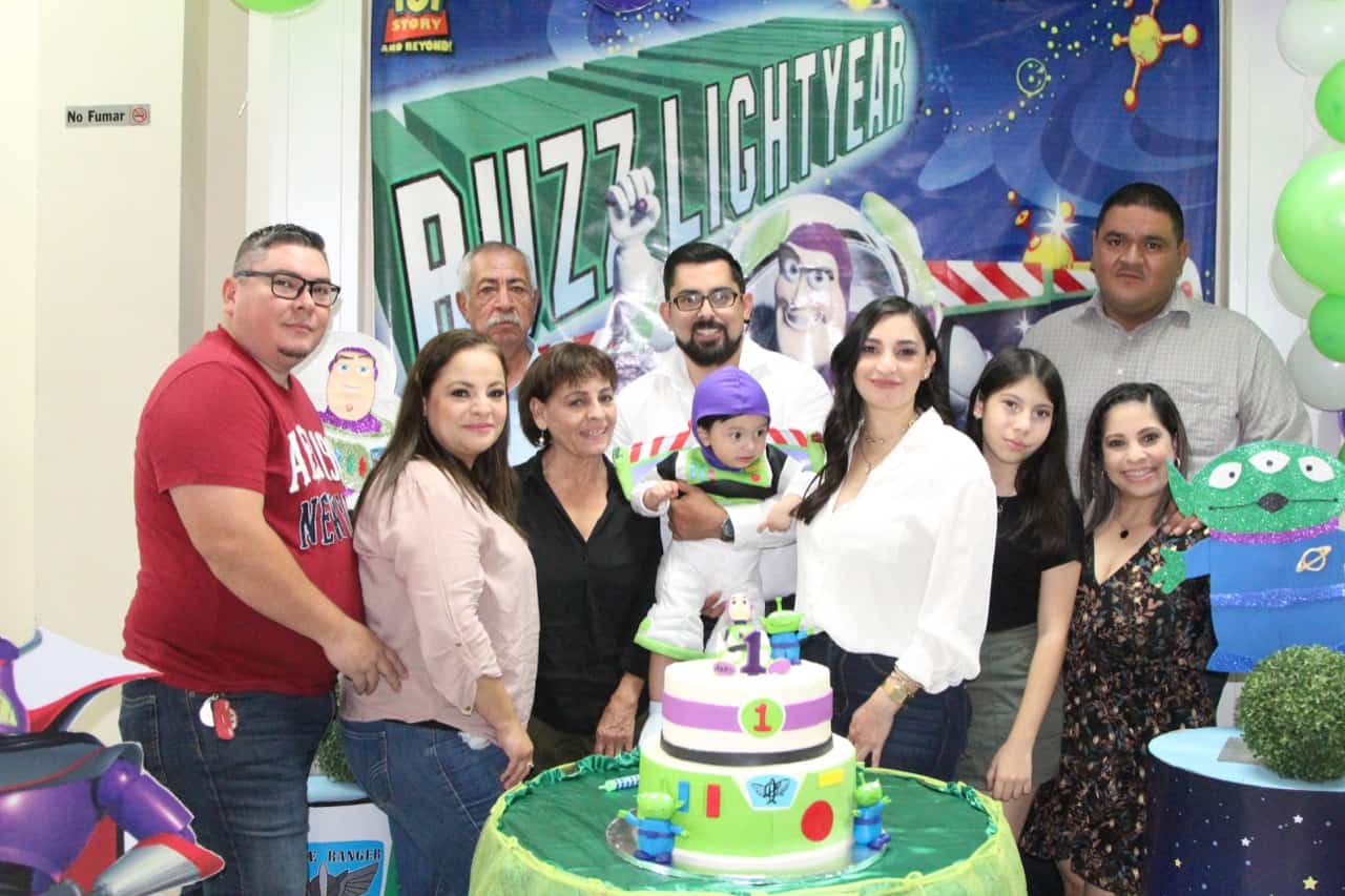 Festejan primer cumpleaños de Ricardo