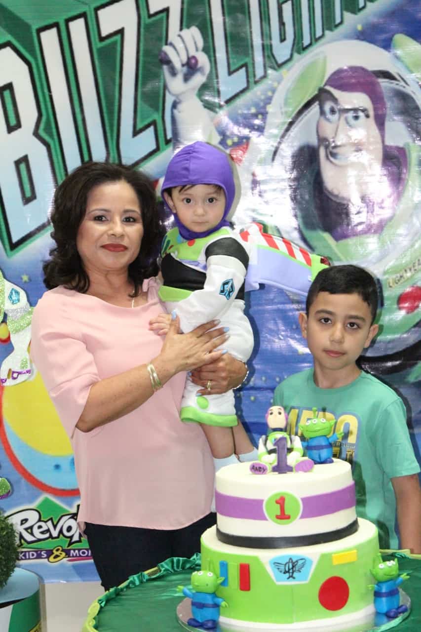 Festejan primer cumpleaños de Ricardo