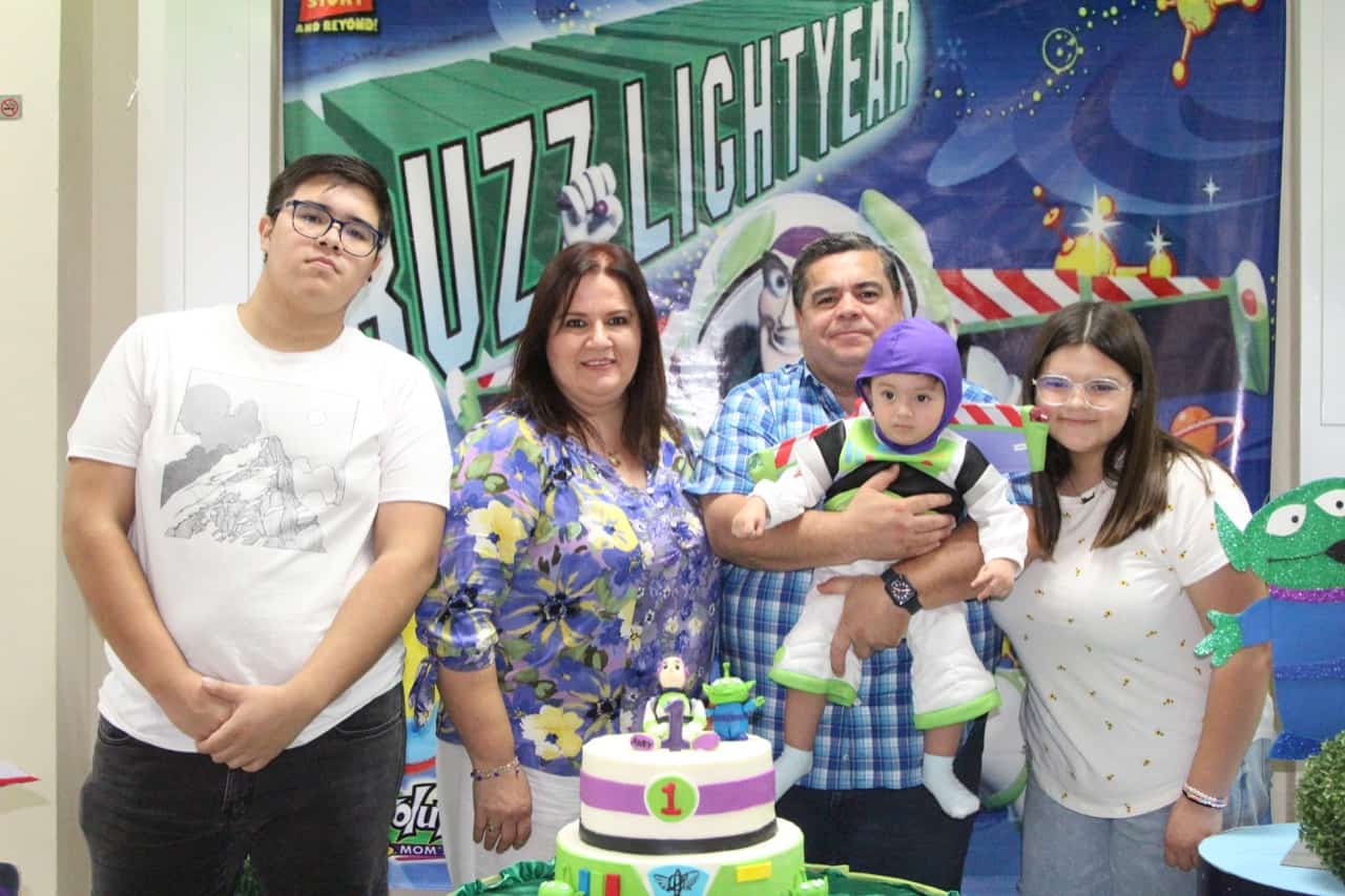 Festejan primer cumpleaños de Ricardo