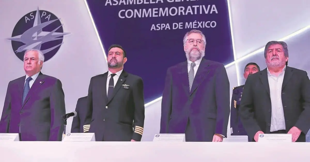 Pilotos temen por posible quiebra de Aeromar