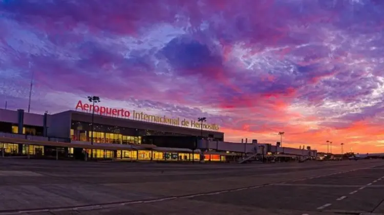 Foto: @AeropuertoHMO/EXPRESO
