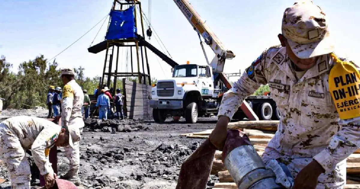 Rescate de mineros comenzará a mediados de esta semana