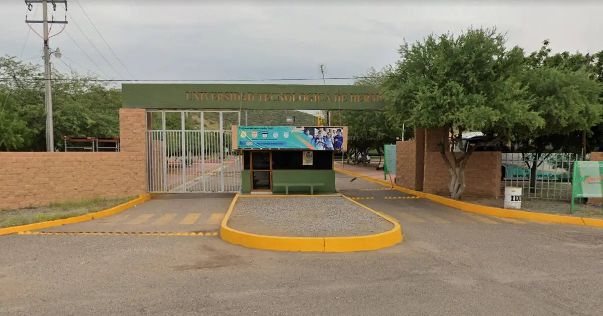 Alumnos de la UTH tendrán cuatro camiones gratuitos al día
