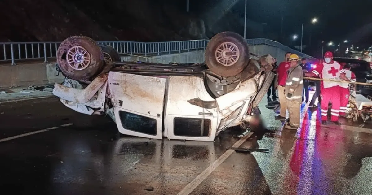 Fatal accidente en Nogales deja cinco muertos y dos lesionados