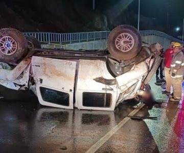 Fatal accidente en Nogales deja cinco muertos y dos lesionados