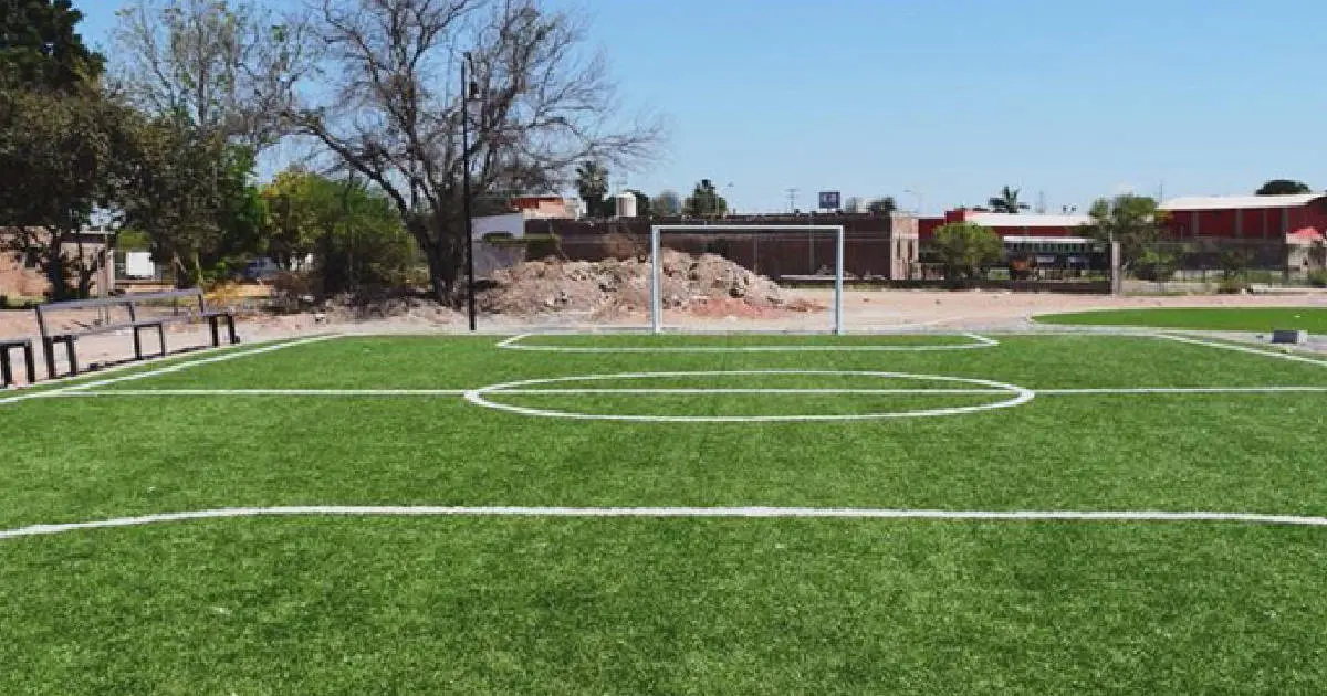 Urge rehabilitación de baños de la Unidad Deportiva de Navojoa