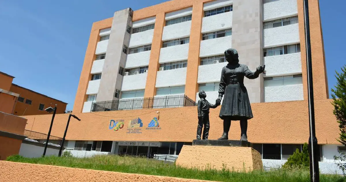 Cae niña de 5 años desde azotea por descuido de su abuela