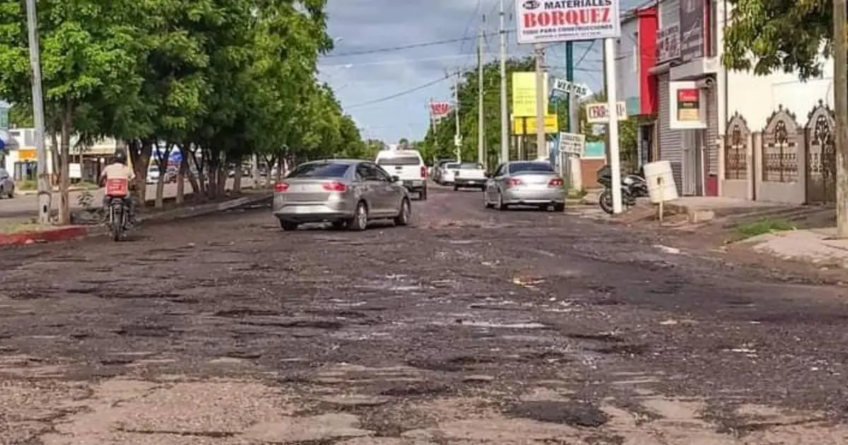 Navojoenses piden atención a bulevar Lázaro Cárdenas