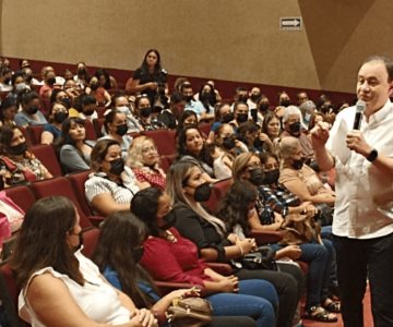 Arranca entrega de recursos  del programa La escuela es Nuestra