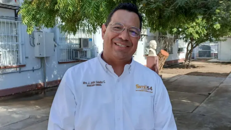 Maestros agremiados al SNTE tienen un nostálgico regreso a clases