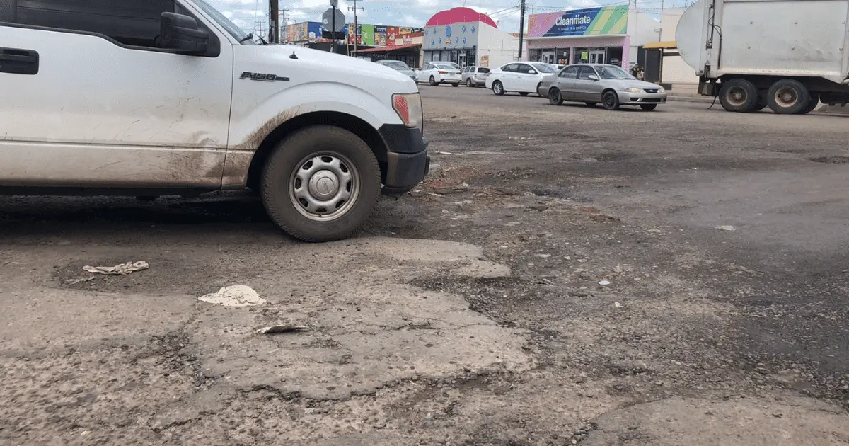 Canaco Obregón urge reparar drenaje colapsado antes de recarpetear