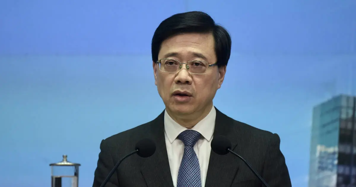 John Lee cancela viaje programado a Hong Kong por brote de Coronavirus