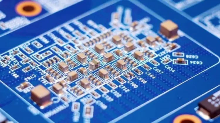 Semiconductores, tema eje en reunión entre alcaldes de Sonora y Arizona