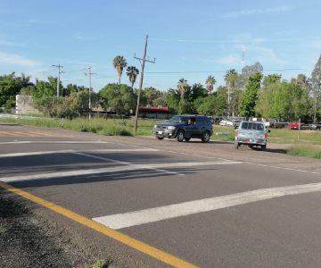 Zona peligrosa; piden topes para la primaria Ricardo Flores Magón