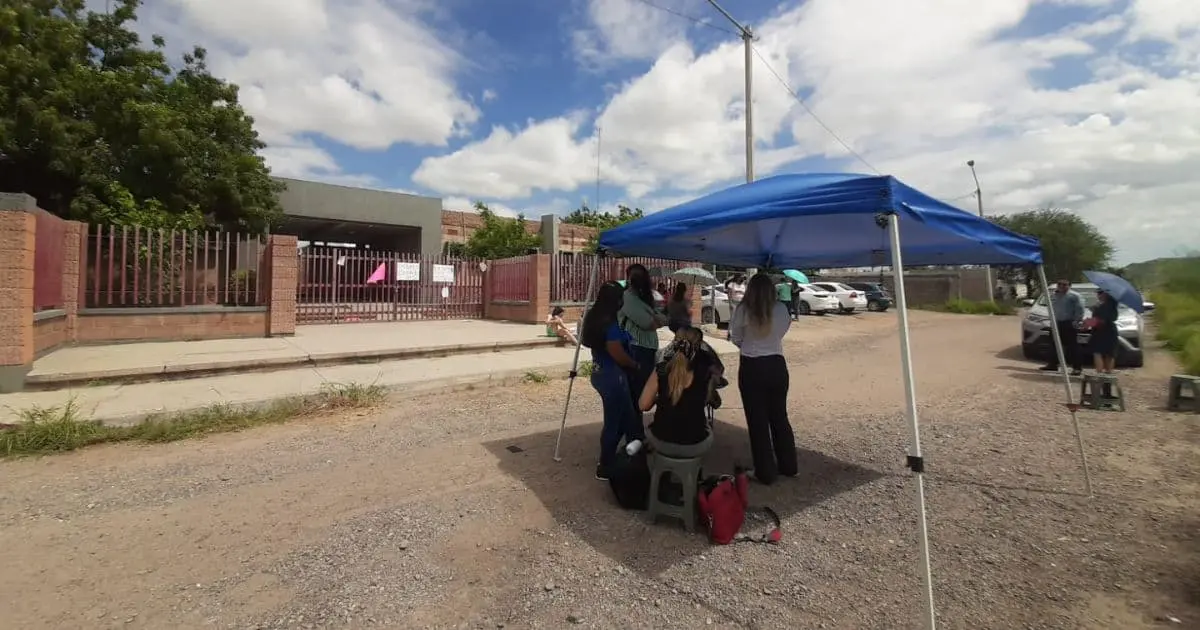 Ratas y hasta ciempiés en primaria de Hermosillo; padres se manifiestan