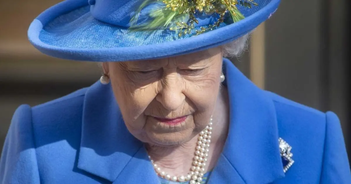 Preparan operación unicornio para trasladar el cuerpo de la reina