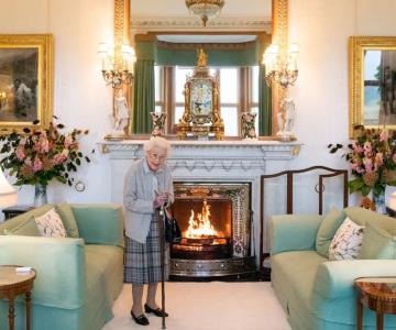 La Reina Isabel II se veía frágil, pero estaba de buen ánimo: Jane Barlow