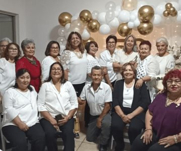 Celebran medio siglo de la escuela de Enfermería del IMSS