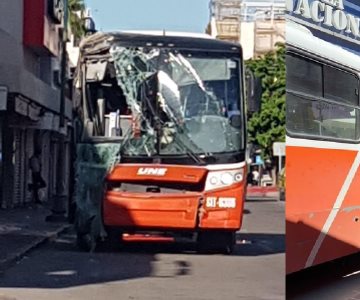 Impactan dos camiones en pleno centro de Hermosillo; hay 2 lesionados